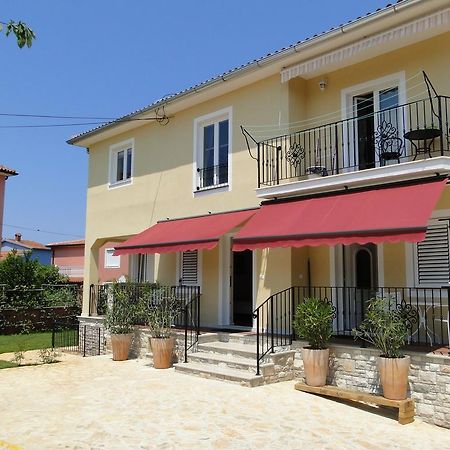 Villa Ester 우마그 외부 사진